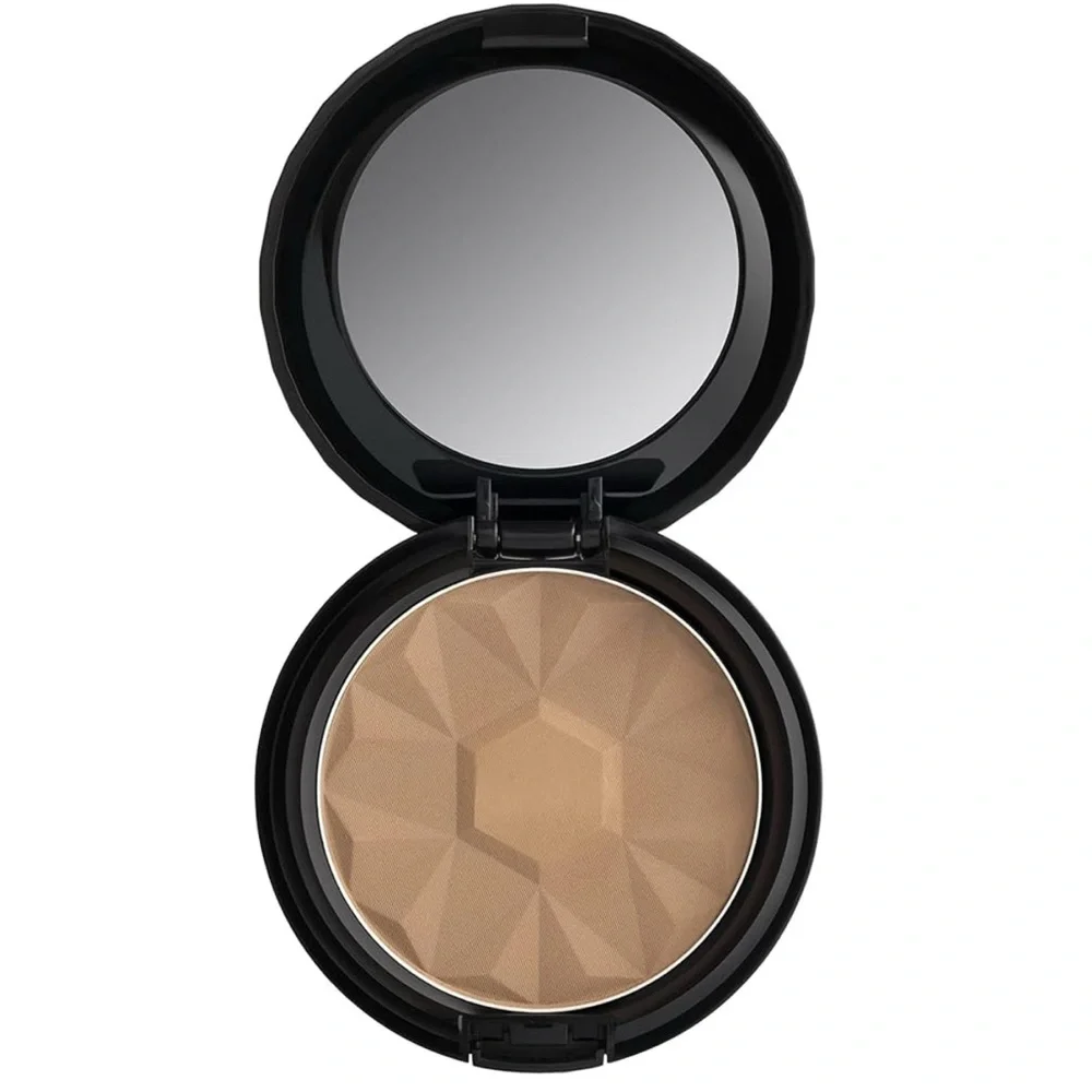 Kristopher Buckle Exposure Matte Warming Powder